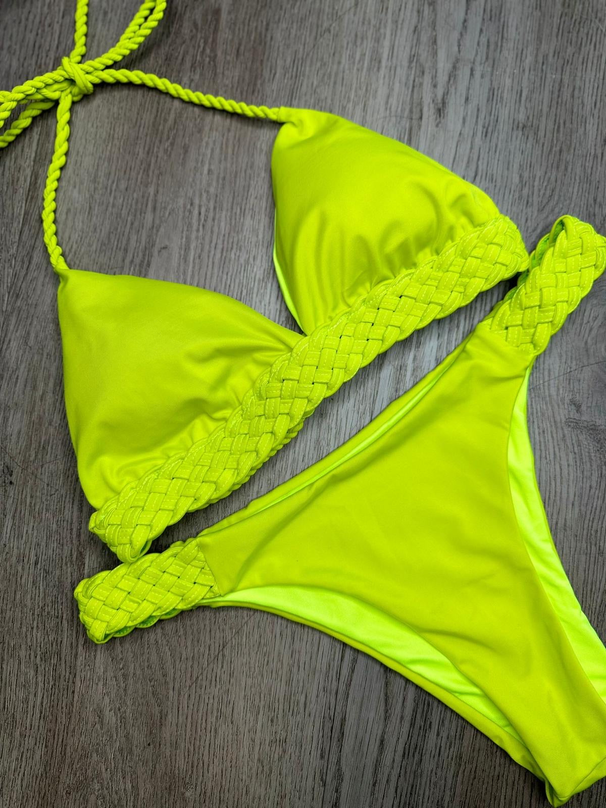 Traje de baño colombiano