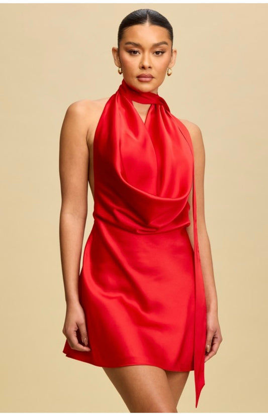 Vestido rojo satinado