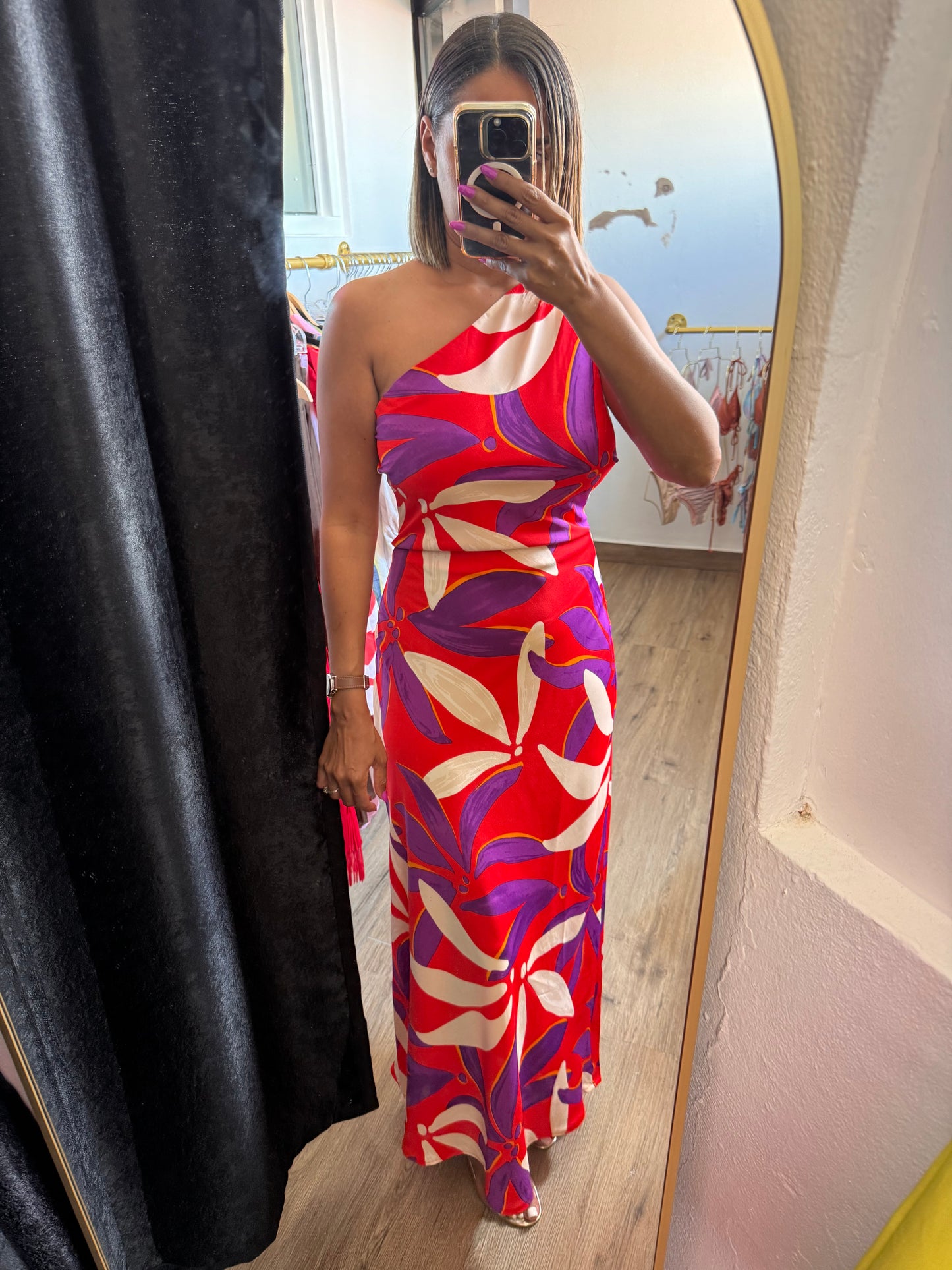 Dress red