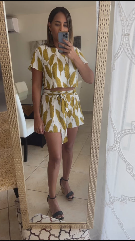 Gold Leaves Set
